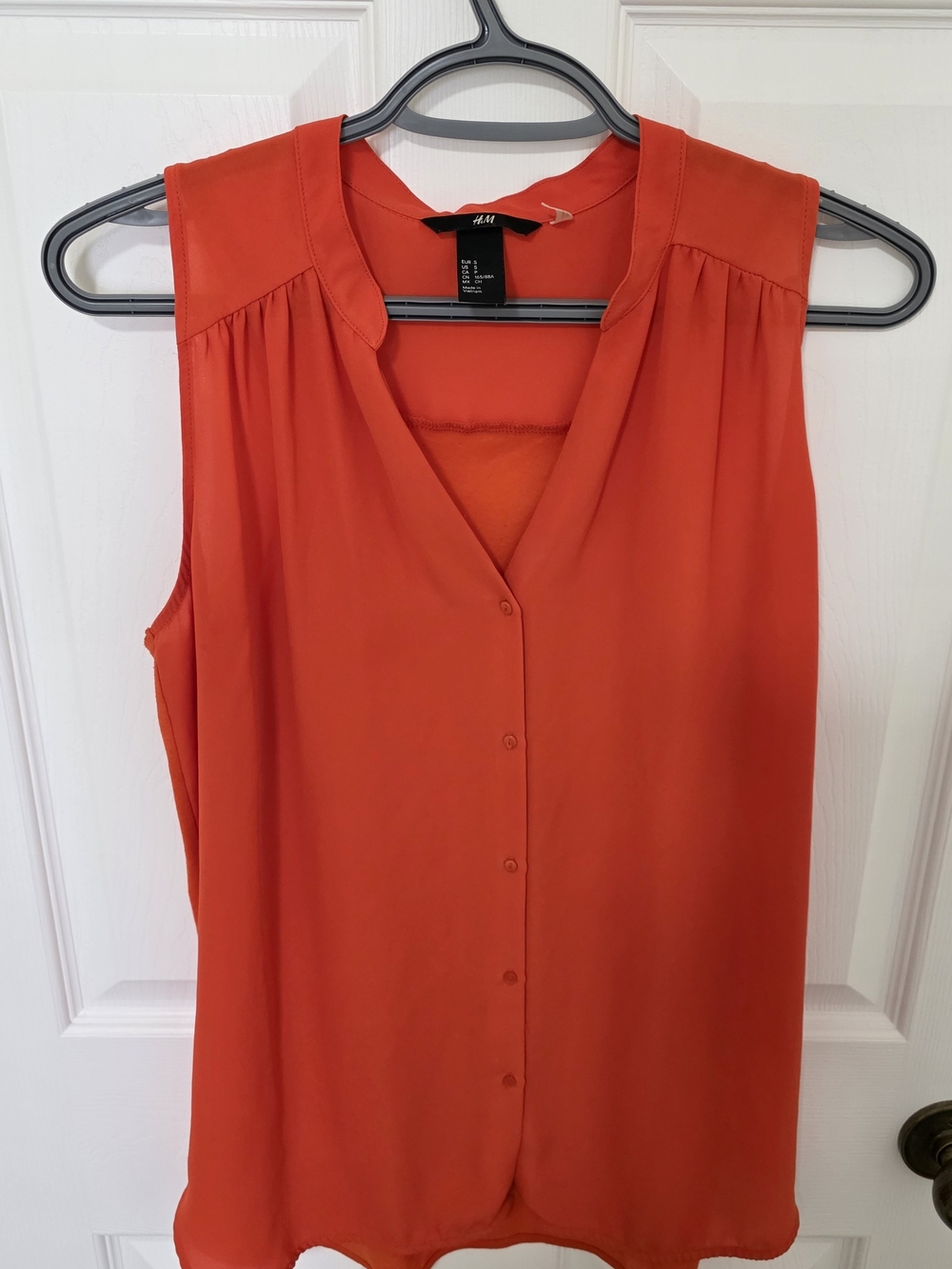 H&M Red Sleeveless V-Neck Button Front Camisole